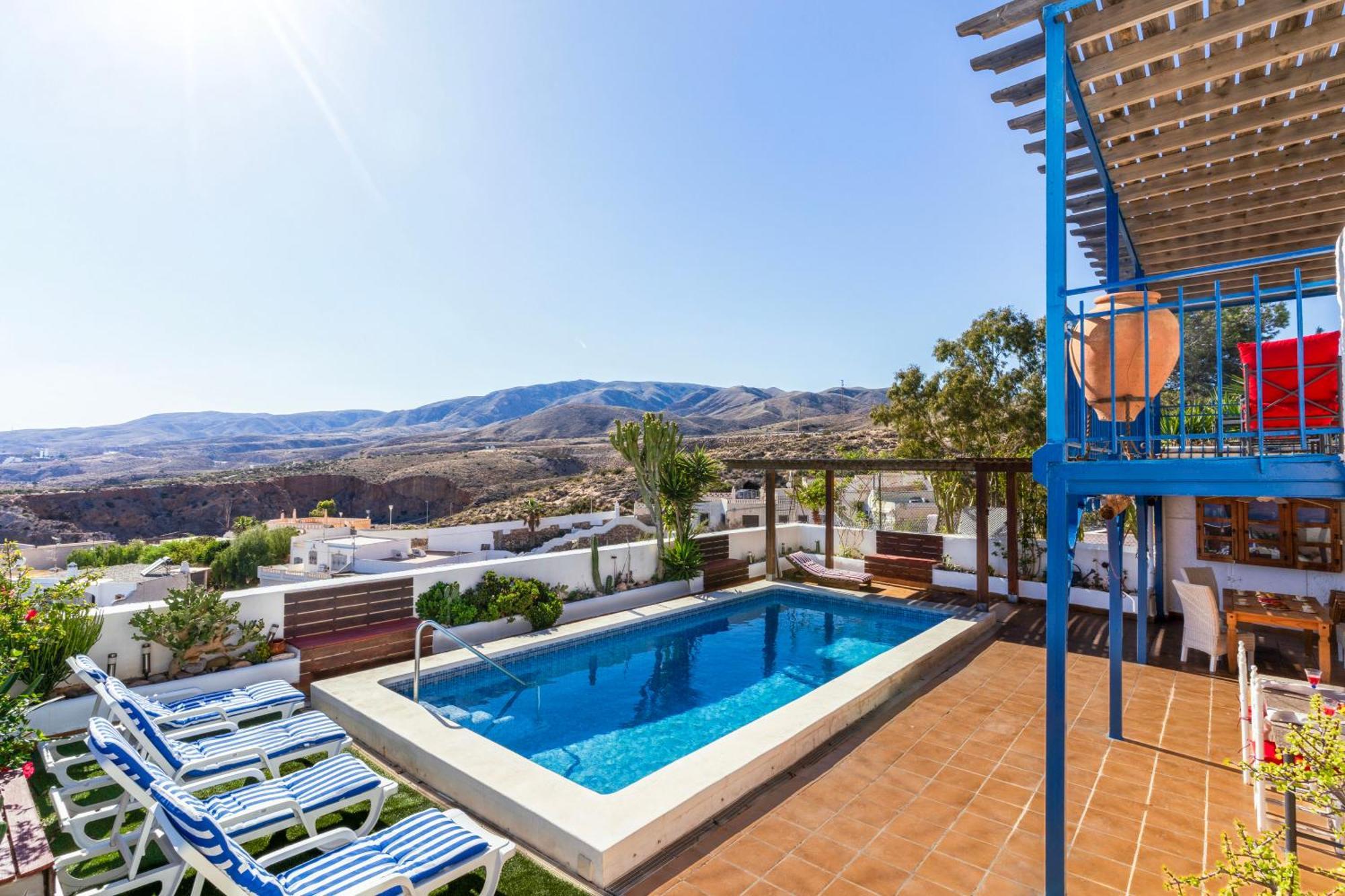 Villa Blue House I Art I Pool I Bbq I Peace I Relax